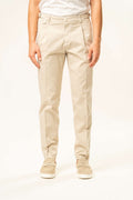 44 / Beige